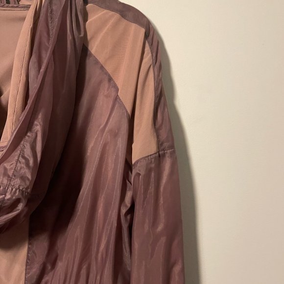 Alo Yoga Running Jacket Double Layer Size Small in Raisin - Picture 14 of 16